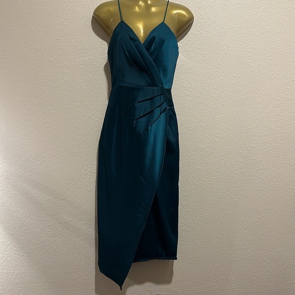 LULU’S Quite Likely Dark Teal Satin Asymmetrical Midi Dress, Size XS, EUC - Picture 2 of 7